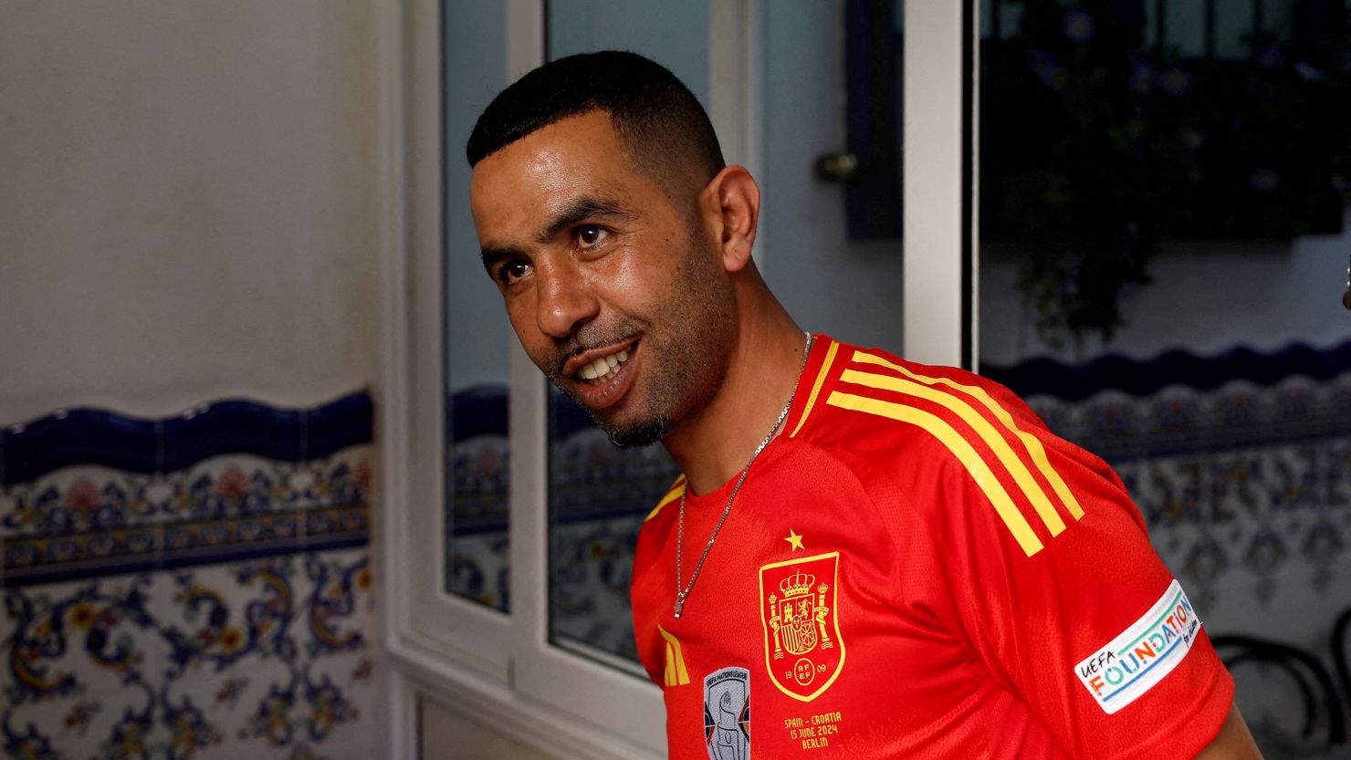 Father of Spain’s Football Star Yamal Stabbed in Parking Lot, Highlighting Underlying Injustices